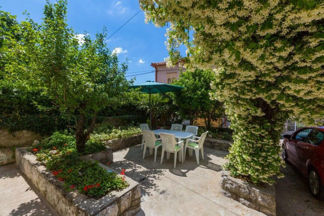 Apartment Dvorska Crikvenica Bagian luar foto