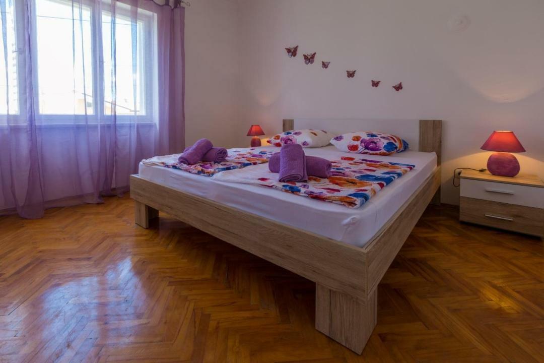 Apartment Dvorska Crikvenica Bagian luar foto
